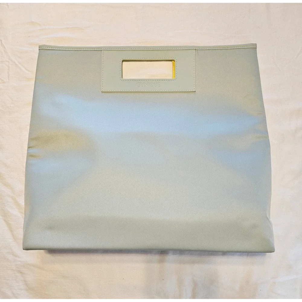 Clinique Light Blue‎ Cosmetic Tote Bag Pouch Clutch Organizer